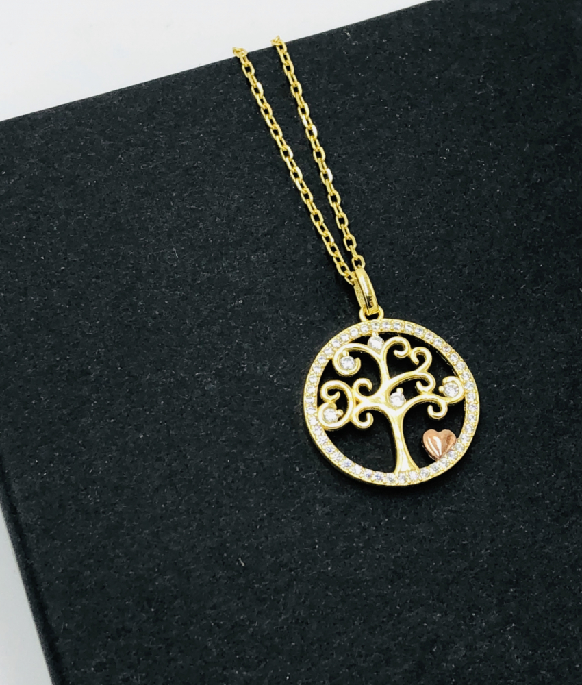 Det smukke Livets Træ vedhæng med hjerte og kæde belagt med 18 karat guld